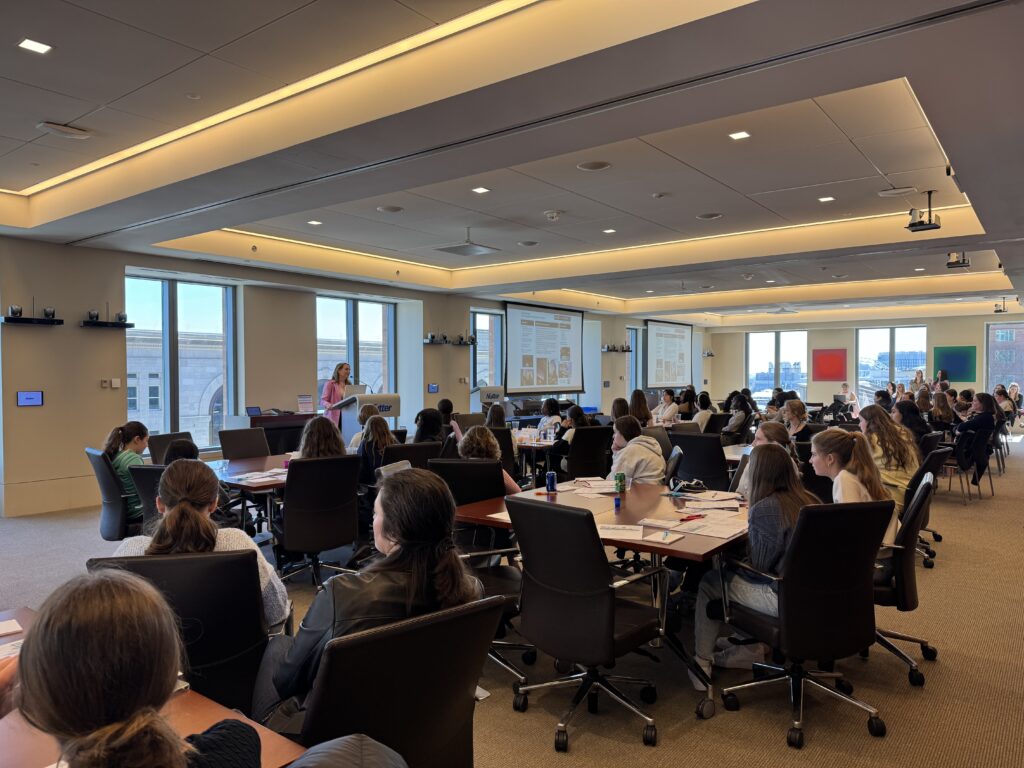 Introduce A Girl To Engineering Day Full Room